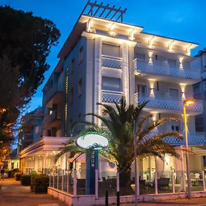 Hotel Vela D'oro **